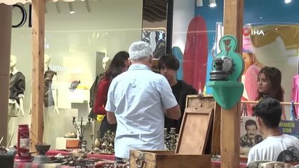 200 yıllık alarmlı kilit görenlerin ilgisini çekiyor