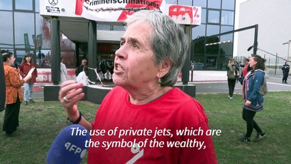 Climate protesters block business airport near Paris over private jets