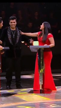 Kajol Devgan and Ranveer Singh funny #indian #kajoldevgan #ajaydevgan #funny/काजोल देवगन और रणवीर सिंह अजीब #भारतीय #kajoldevgan #ajaydevgan #funny