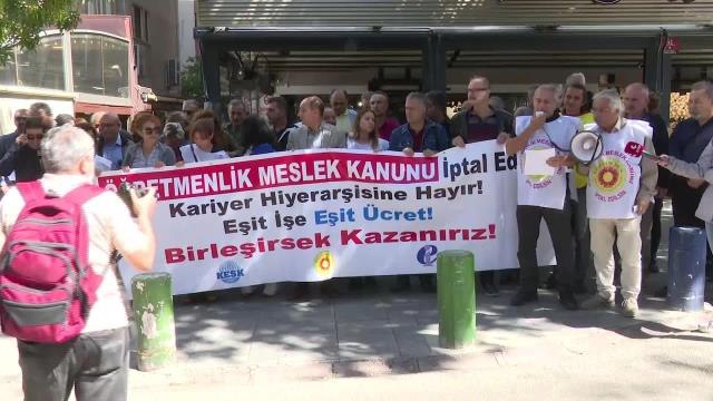 Eğitim Sen Genel Sekreteri İkram Atabay: Eğitim Bileşenleri Arasında Bir Hiyerarşi Oluşturacak ve Bu Hiyerarşiyi Bir Sınav Üzerinde Şekillendirecek...
