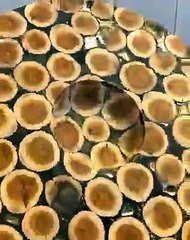 Crafts Man make a Awesome wooden Clock