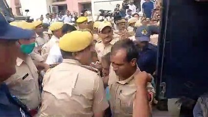 पीएचक्यू ने दो आइपीएस सहित 17 पुलिसकर्मियों को दिया पत्र,  इनमें 16 सीसीए व 17 सीसीए के नोटिस भी