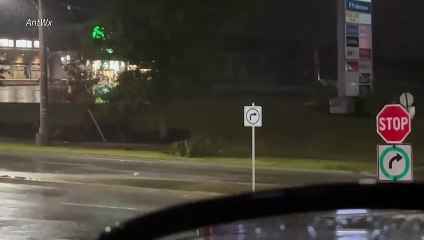 Fiona golpea costa este de Canadá y deja 500.000 hogares sin electricidad