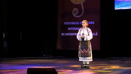 Madalina Artem - Vin cu barca de ma ia (Festivalul „Marul de aur” - 14.05.2017)