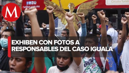 Normalistas ingresan a la plaza de la república en CdMx