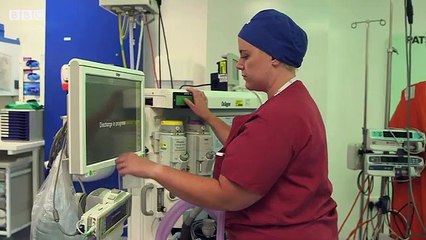 Could Artificial Intelligence shorten hospital wait times_ - BBC News(360P)