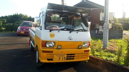 Deco Kei Truck in Japan