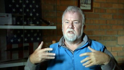 Complex dive operation underway to remove suspected World War II bomb from Darwin Harbour