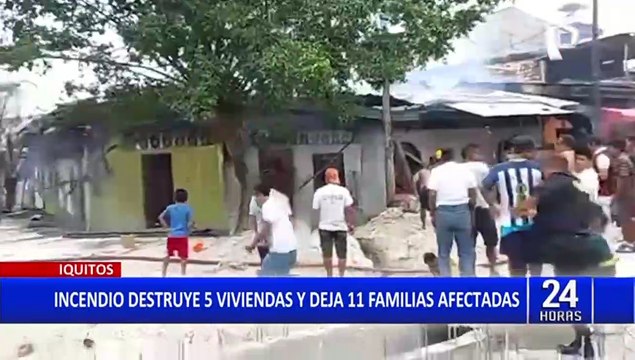 Iquitos: incendio destruye 5 viviendas y deja 11 familias afectadas