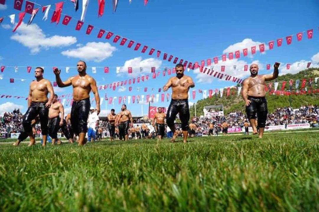 Çorum spor haberleri | Osmancık Güreşleri'nde başpehlivan Mustafa Taş oldu