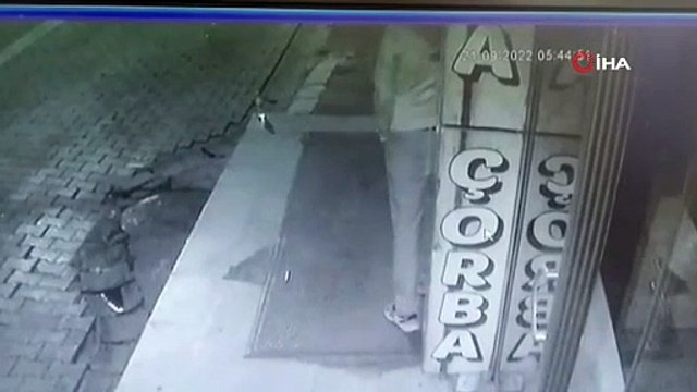 Hırsız 'umduğunu bulamadı': Kasadaki bozuklukları çaldı