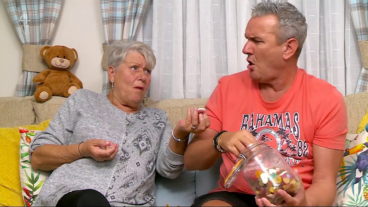 Gogglebox UK S20E03 (2022) Dailymotion Video