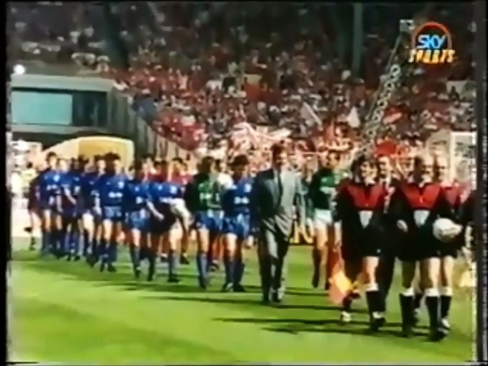 Retro Sky Sports Football Documentary THE CLUB SHOW 1992 - OLDHAM ATHELTIC