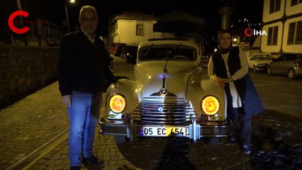 70 yıllık klasik otomobil görenleri hayran bırakıyor: Son gelen teklif 1,5 milyon lira
