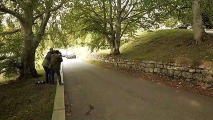 King arrives at church as mourning period draws to close