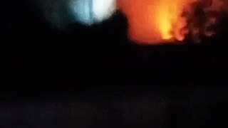 Explosión de una moto eléctrica cerca de un cilindro de gas licuado provoca voraz incendio en Artemisa