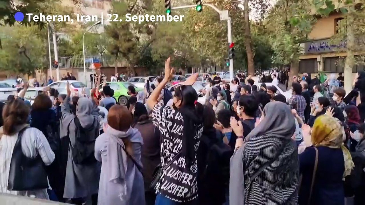 Iranischer Präsident verlangt "entschiedenes" Vorgehen gegen Demonstrierende