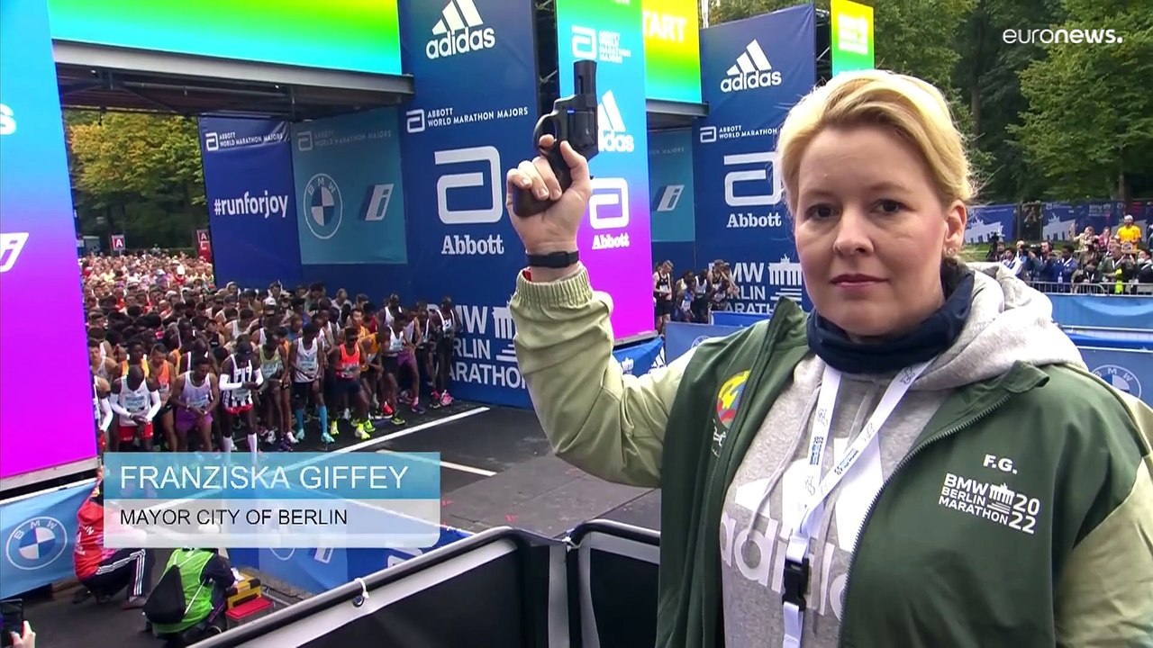 Sensations-Zeit in Berlin: Keniaer Kipchoge bricht eigenen Weltrekord