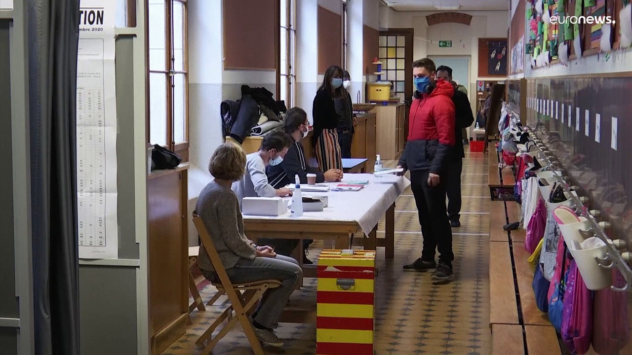 Gegen Bio-Pflicht und für günstiges Fleisch: Schweizer Massentierhaltungsinitiative abgelehnt