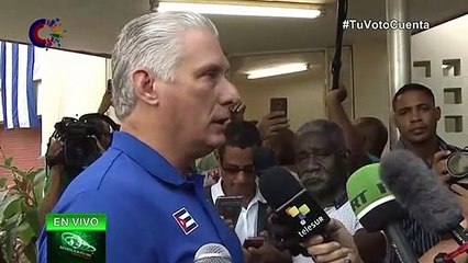 Cubanos votam em referendo sobre casamento gay e barriga de aluguel