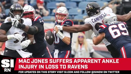 Télécharger la video: Mac Jones Suffers Apparent Ankle Injury in Patriots' Loss to Ravens