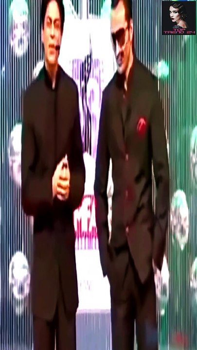 Shahrukh & Saif Ali Khan Funny Award show! (शाहरुख और सैफ अली खान फनी अवार्ड शो!)