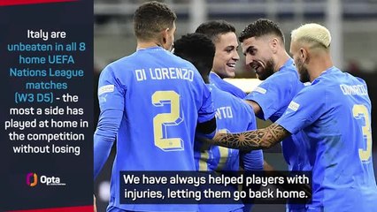 Mancini calls for Italy to 'love the national team more'