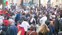 Paris’te Mahsa Amini’nin ölümü protesto edildi! Polis ile göstericiler arasında arbede çıktı