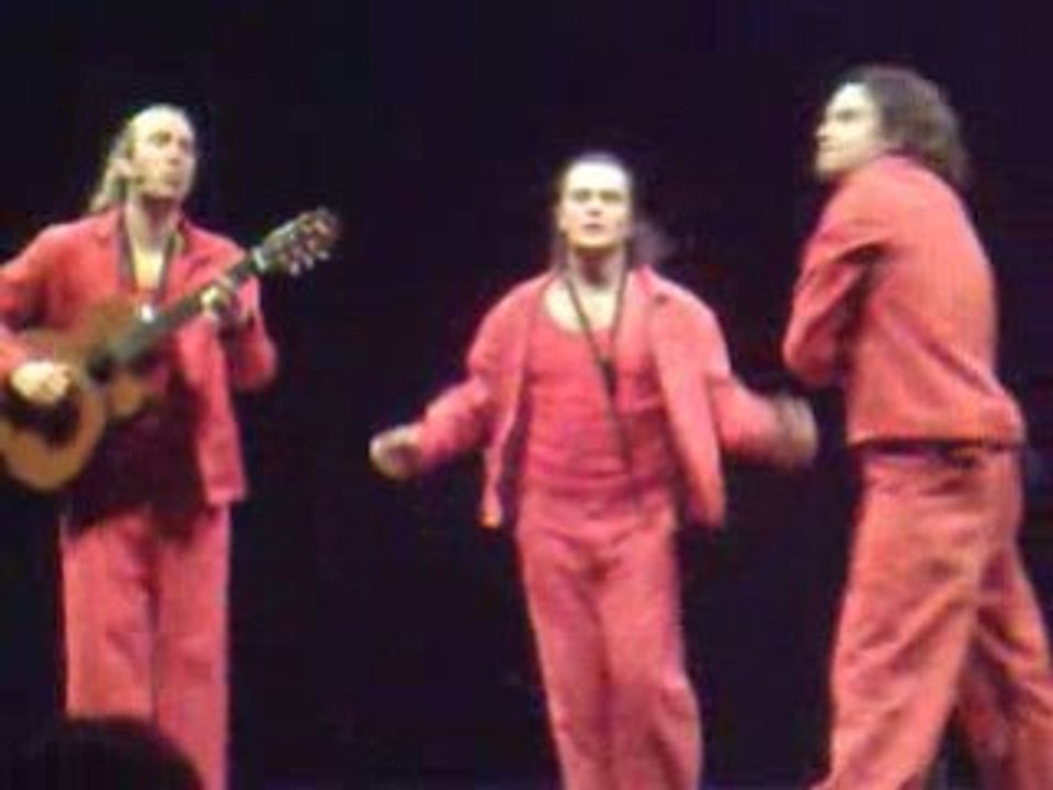 Le complot_Wriggles au Cargo