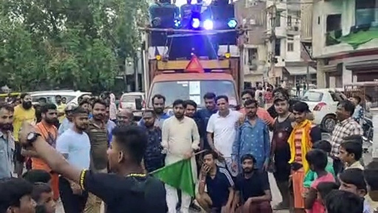 Ramesh Matiala Flagged off 10th Dak Kavad (Matiala) for Haridwar and wished all the devotees good luck for a good journey.