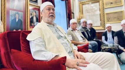 Cerrahi Tarikatı'nın yeni şeyhi olan oyuncu Ahmet Özhan'ın tarikata nasıl katıldığı ortaya çıktı