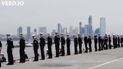 HMS Queen Elizabeth arrives in New York