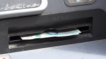 La libra cae a niveles no vistos desde 1971