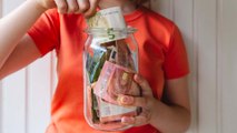 10.000 Euro sparen: Mit diesen Finanz-Tricks klappt's!