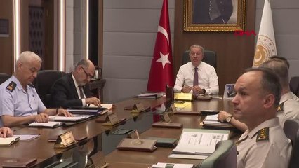 Download Video: Bakan Akar, Genelkurmay Başkanı Orgeneral Yaşar Güler, kuvvet komutanları, bakan yardımcıları ve birlik komutanları ile videokonferans toplantısı...