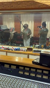 Αυτή Η Νύχτα Μένει: Φωτό και video από την ηχογράφηση για τη σειρά του Alpha με τη Γιώτα Νέγκα