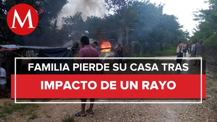 Rayo impacta vivienda en Minatitlan, Veracruz