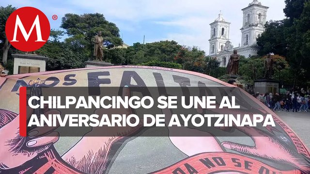 Normalistas de Chilpancingo marchan en conmemoración a los 43 de Ayotzinapa