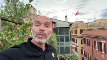 Meloni, il suo parrucchiere: "Cambio di look per ogni appuntamento importante"