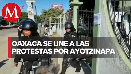 Estudiantes y activistas se manifiestan en Oaxaca por aniversario del caso Ayotzinapa