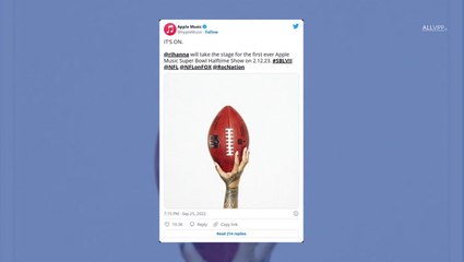 Insanity! SHE Makes Her Comeback In The Super Bowl Halftime Show