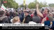 Les images de Sandrine Rousseau huée hier à Paris alors qu'elle tentait de prendre la parole à la manifestation des femmes contre le voile en Iran