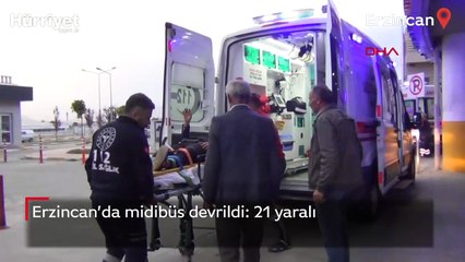 Erzincan’da midibüs devrildi