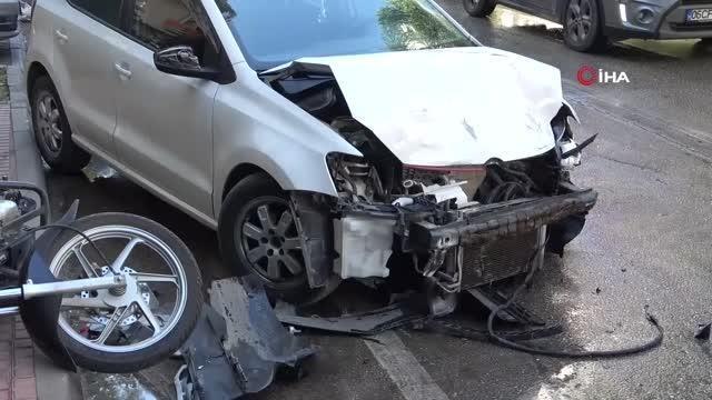 Zincirleme kazada motosiklet sürücüsü hayatını kaybetti