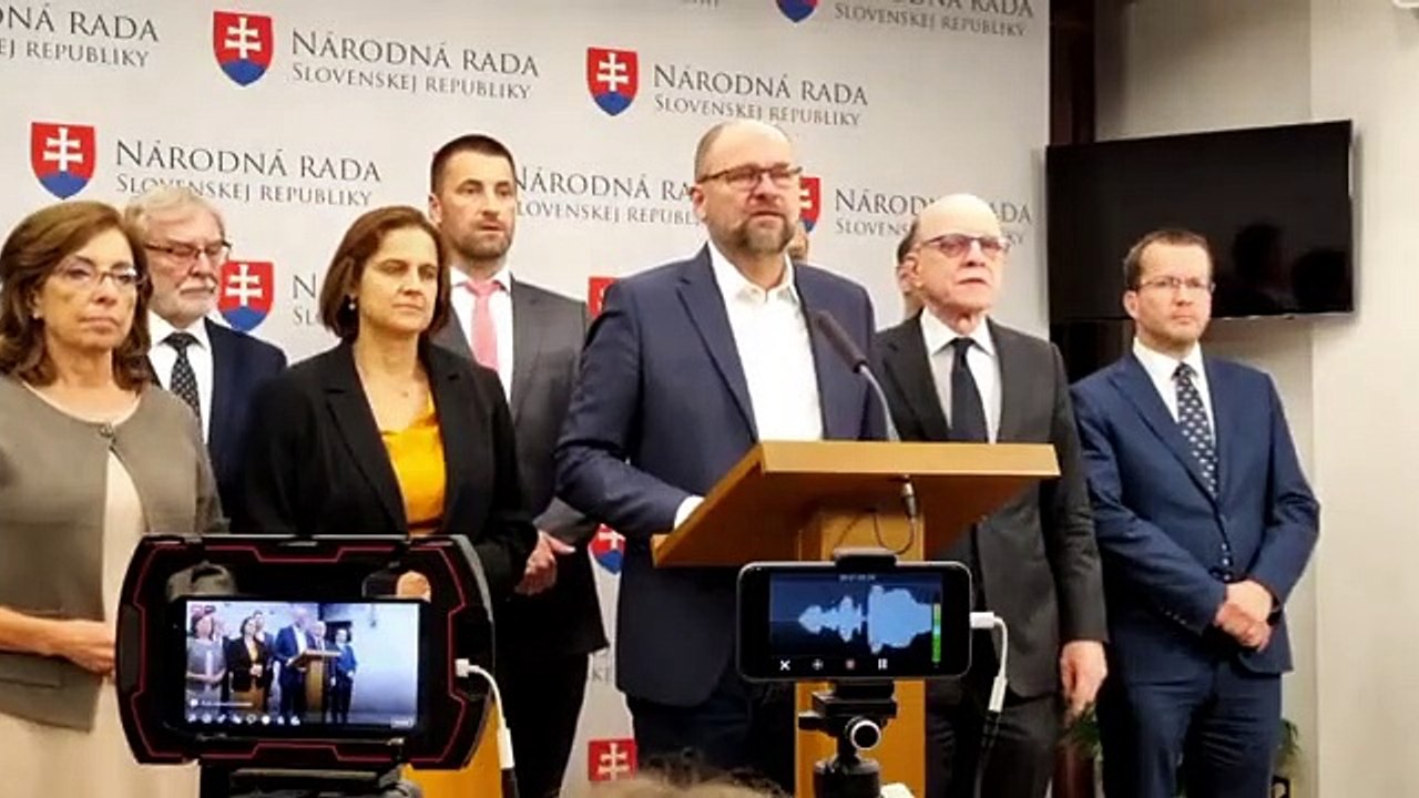 ZÁZNAM: Návrh obmedziť paragraf 363 Trestného poriadku z dielne SaS neprešiel