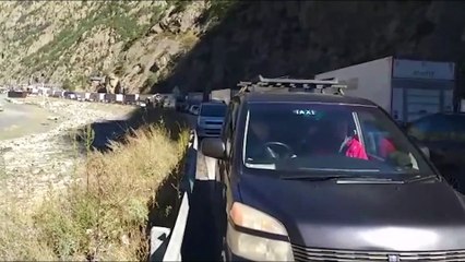 Guerra in Ucraina, migliaia di ragazzi in fuga da Putin