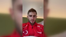 Fenerbahçeli oyuncular Mert Hakan Yandaş ve İsmail Yüksek, SMA hastası Muhammed'e destek verdi