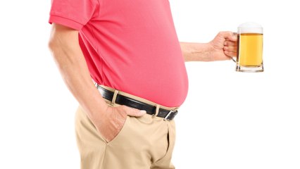 Bier macht nicht dick: So lässt sich der Bierbauch im Alter verhindern