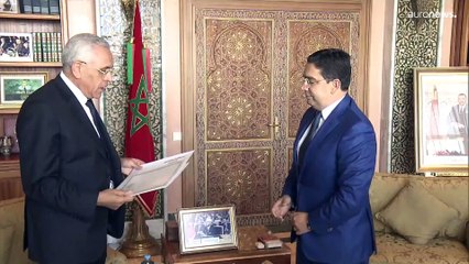 الرئيس الجزائري يوجه دعوة إلى العاهل المغربي لحضور القمة العربية