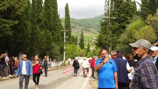 Son dakika haberleri! Tuncel Kurtiz Ölümünün 9. Yılında Mezarı Başında Anıldı